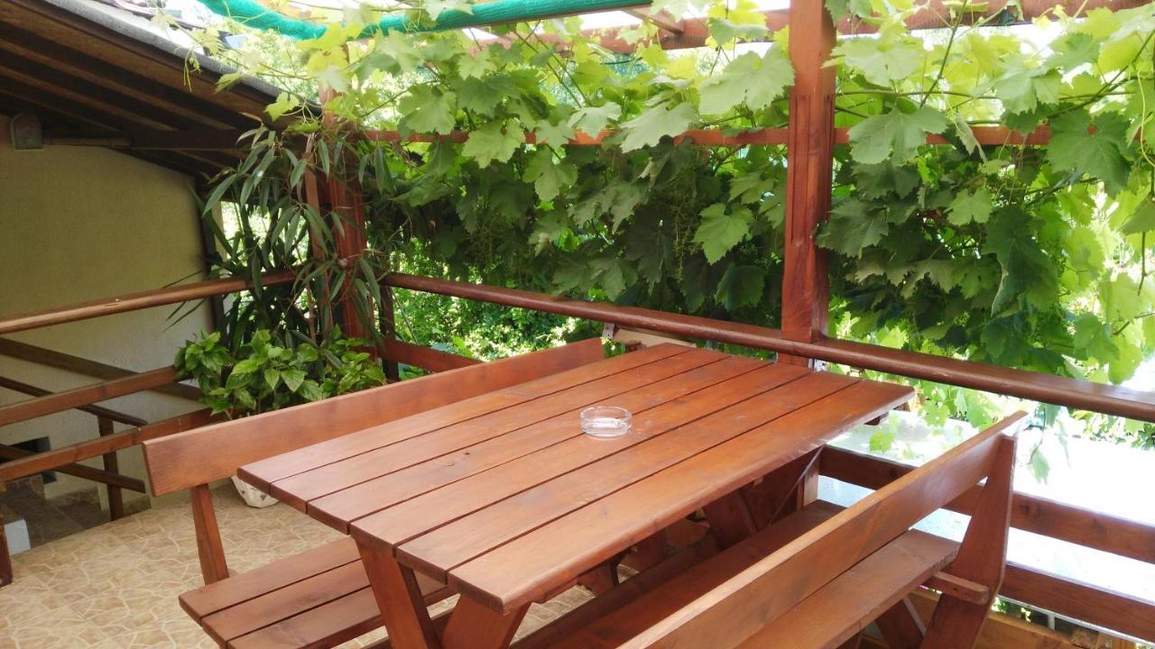 Къща Под Наем Petrova Hotel Cherven  Luaran gambar